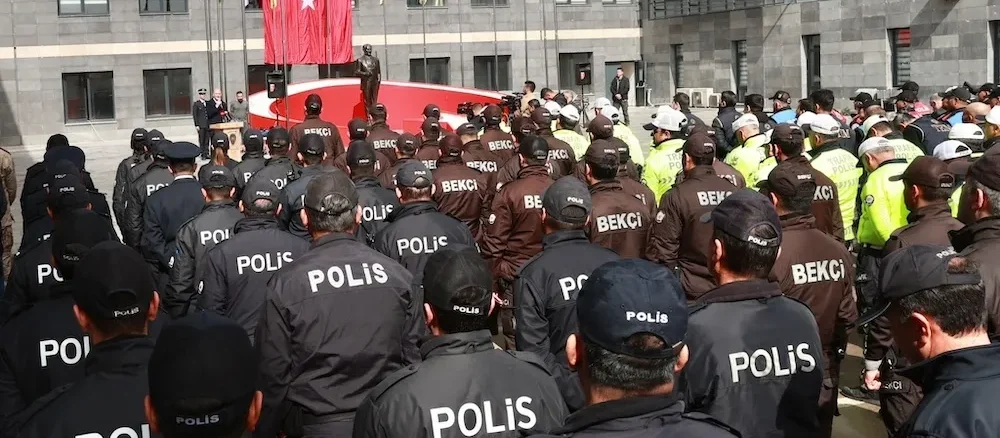 Türkiye Polis Sayısı 2025 Araştırması Yayınlandı-creditmos Türkiye Polis Sayısı 2025 Araştırması Yayınlandı!